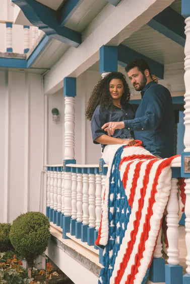 🇺🇸❤️American Flag Flannel Blanket — Ultra-Soft Flannel | Non-Shedding | Suitable for All Seasons | Available in Three Sizes